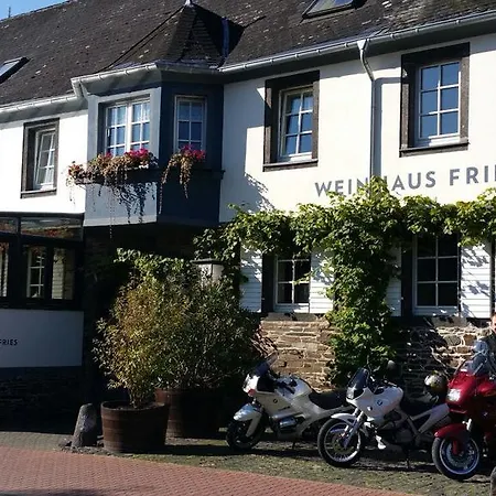 Weinhaus Fries * Kattenes