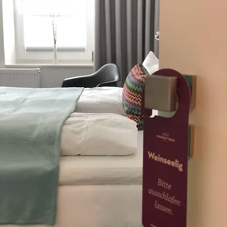 Weinhaus Fries Hotel Kattenes