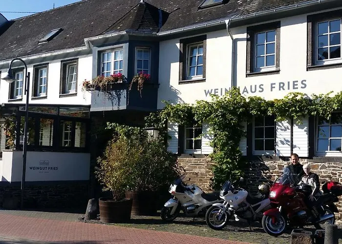 Weinhaus Fries * Kattenes