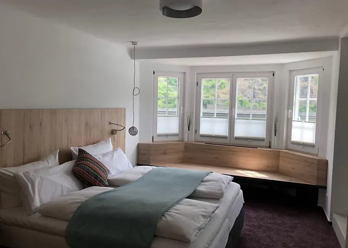 维尼霍斯费瑞思酒店 酒店 *