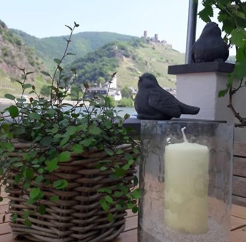 Weinhaus Fries * Kattenes